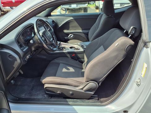 Used 2022 Dodge Challenger SXT w/ Blacktop Package image 15