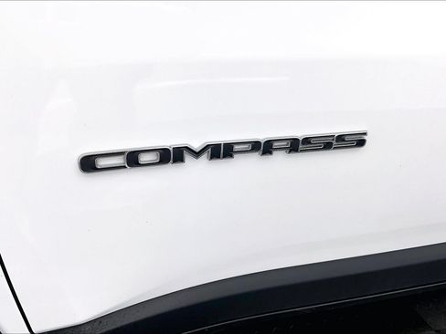Used 2024 Jeep Compass Limited AWD/4WD image 31