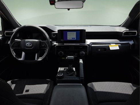 New 2026 Toyota 4Runner SR5 AWD/4WD image 16