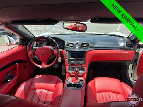 Used 2010 Maserati GranTurismo Convertible RWD image 10