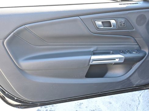 Used 2024 Ford Mustang Premium image 20