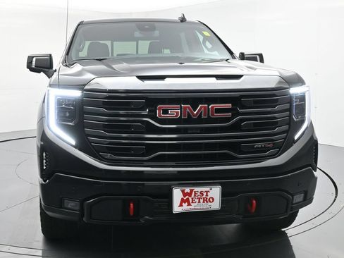Used 2024 GMC Sierra 1500 AT4 w/ AT4 Premium Package AWD/4WD image 25