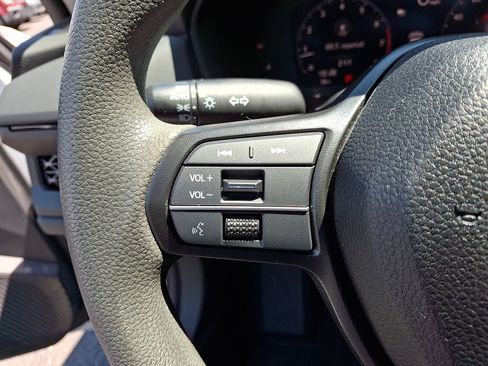 Used 2023 Honda Accord EX image 21