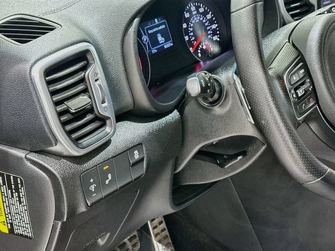 Used 2019 Kia Sportage EX w/ EX Sport Appearance Package FWD image 10