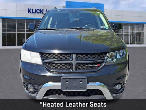 Used 2018 Dodge Journey Crossroad w/ Driver Convenience Group FWD image 2