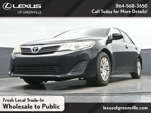 Used 2014 Toyota Camry FWD image 9
