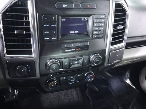 Used 2016 Ford F150 XLT w/ XTR Package image 16