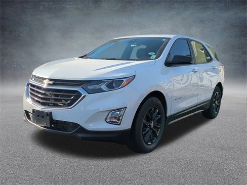 Certified 2021 Chevrolet Equinox LS image 5
