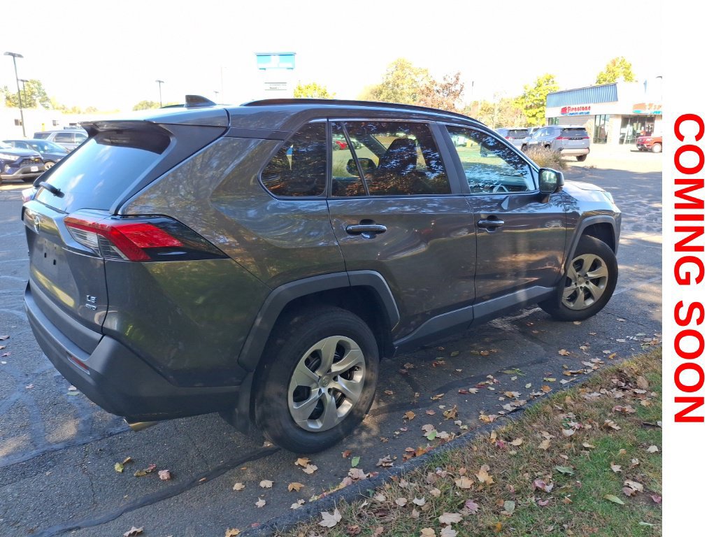 Used 2019 Toyota RAV4 LE w/ All Weather Liner Package AWD/4WD image 5