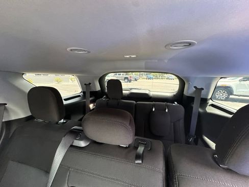 Certified 2023 Ford Explorer XLT RWD image 18