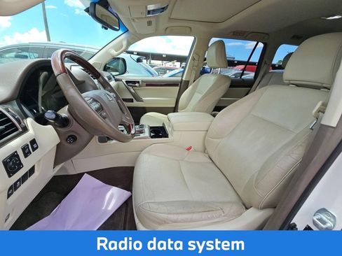 Used 2015 Lexus GX 460 w/ Premium Package AWD/4WD image 9