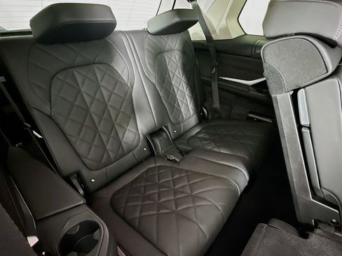 New 2026 BMW X7 xDrive40i image 35