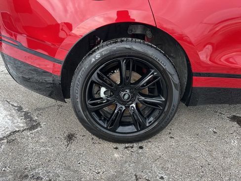 Used 2022 Land Rover Range Rover Velar R-Dynamic S image 21