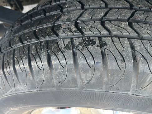 Used 2005 GMC Sierra 1500 SLE w/ Light Duty Power Package image 6