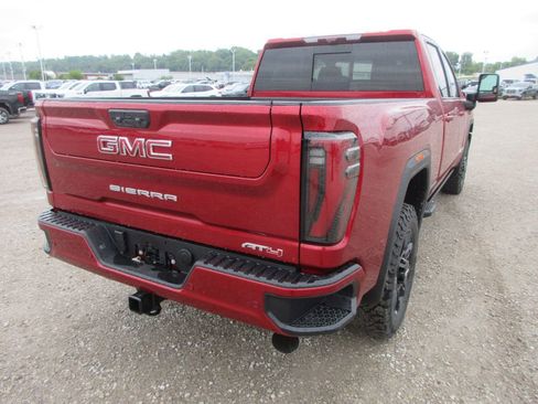 New 2026 GMC Sierra 2500 AT4 w/ AT4 Premium Plus Package AWD/4WD image 5