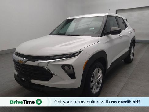 Used 2024 Chevrolet TrailBlazer LS w/ LS Convenience Package FWD image 1