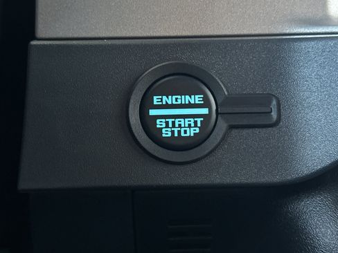 New 2025 Ford Bronco Outer Banks image 22