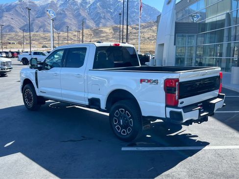 Used 2025 Ford F350 Platinum image 11