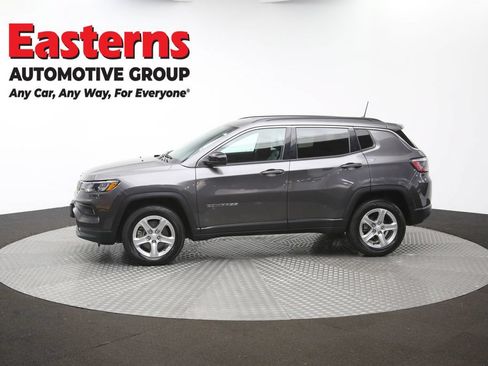 Used 2024 Jeep Compass Latitude AWD/4WD image 55