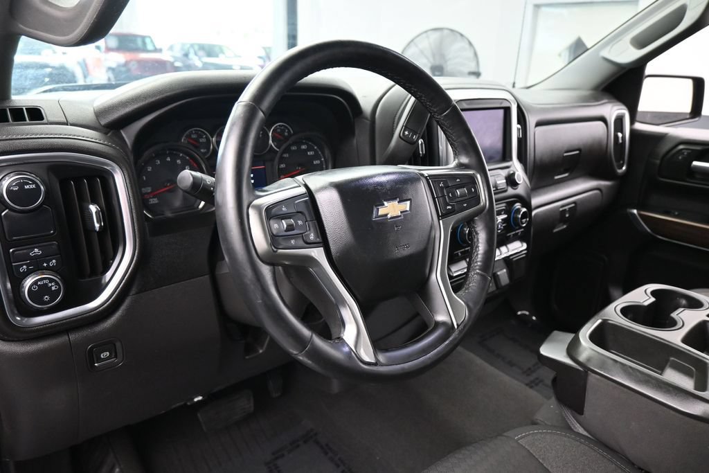 Used 2020 Chevrolet Silverado 1500 LT w/ All-Star Edition RWD image 11