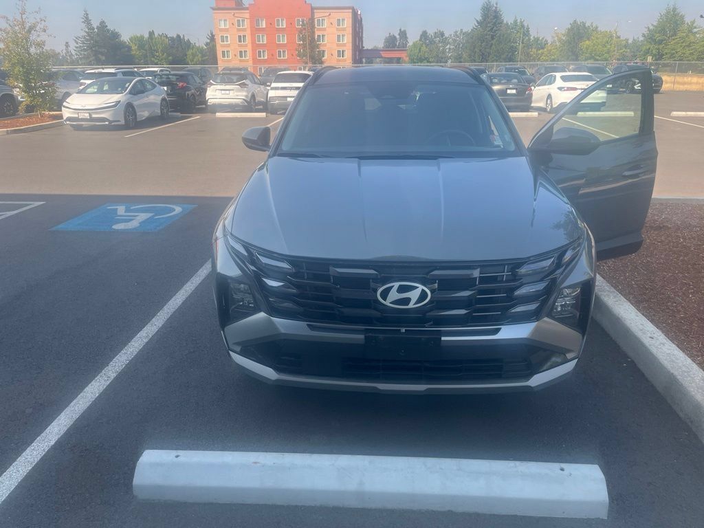 Certified 2025 Hyundai Tucson SEL AWD/4WD image 1