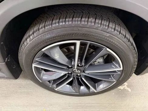 Used 2025 INFINITI QX55 Luxe w/ Cargo Package image 4