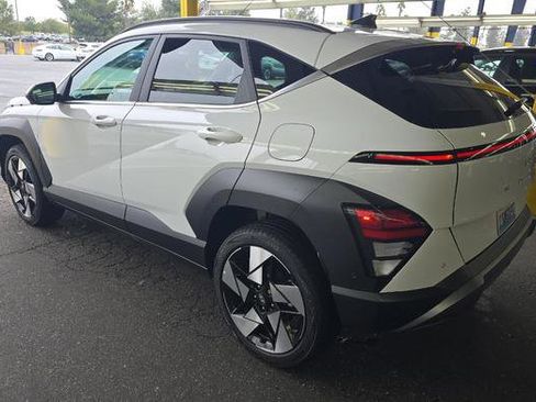 Used 2025 Hyundai Kona Limited image 4