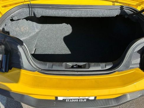 Used 2024 Ford Mustang Premium image 6