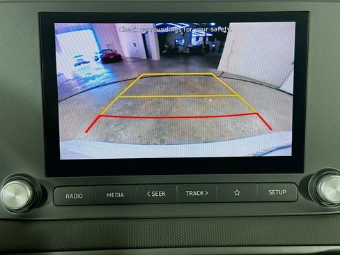 Used 2023 Hyundai Kona SE w/ Cargo Package FWD image 16