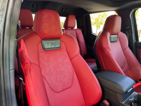Used 2025 Toyota Tacoma TRD Pro image 58