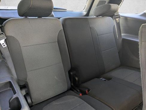 Used 2020 Chevrolet Traverse LT FWD image 20