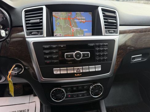 Used 2013 Mercedes-Benz ML 350 ML 350 4MATIC AWD 4dr SUV image 14