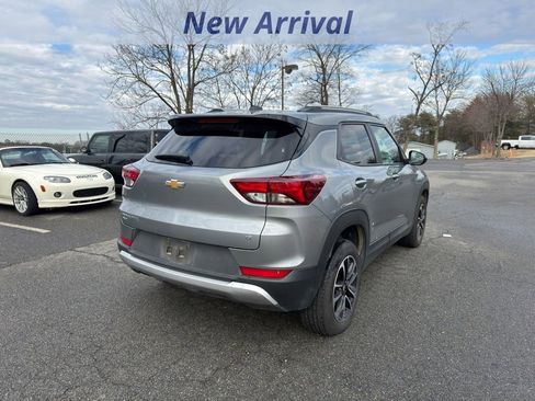 Certified 2025 Chevrolet TrailBlazer LT image 3