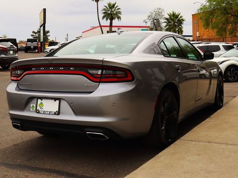 Used 2018 Dodge Charger SXT Plus w/ Driver Confidence Group RWD image 13