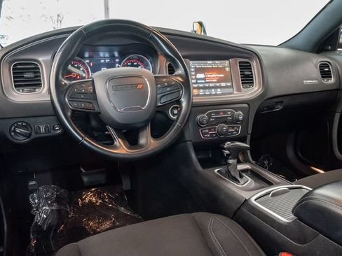Used 2023 Dodge Charger SXT RWD image 7