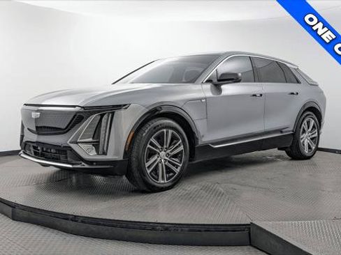 Used 2024 Cadillac Lyriq Tech w/ LPO, Floor Liner Package AWD/4WD image 2