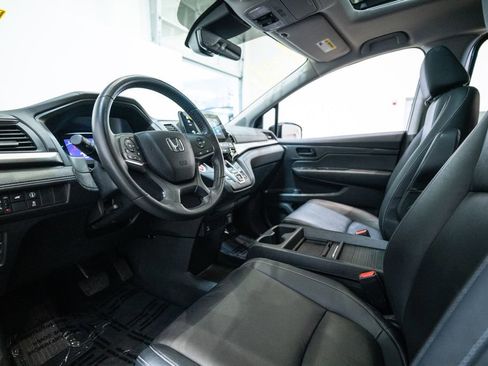 Used 2023 Honda Odyssey EX-L image 4