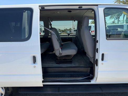Used 2011 Ford E-350 and Econoline 350 XLT RWD image 39