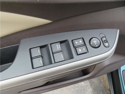 Used 2014 Honda CR-V EX-L image 12