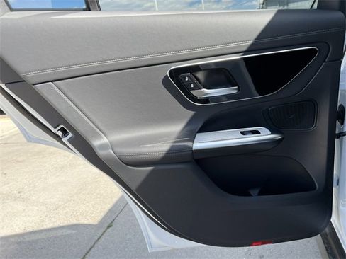 Certified 2024 Mercedes-Benz GLC 300 4MATIC image 30