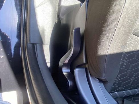 Used 2022 Mitsubishi Outlander Sport LE FWD image 14