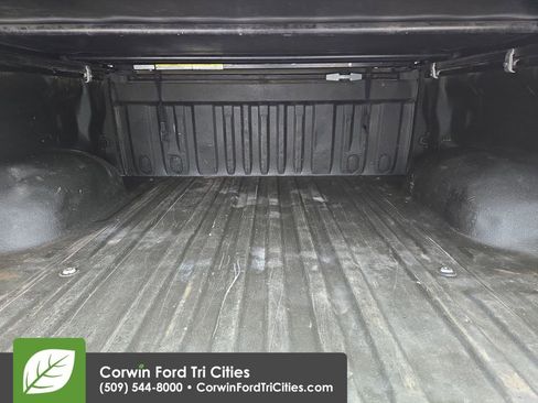 Used 2018 Toyota Tundra Platinum AWD/4WD image 33