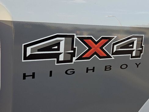 Used 2025 Ford F250 XLT AWD/4WD image 10