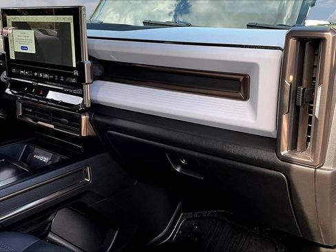 Used 2025 GMC Hummer EV 3X AWD/4WD image 27