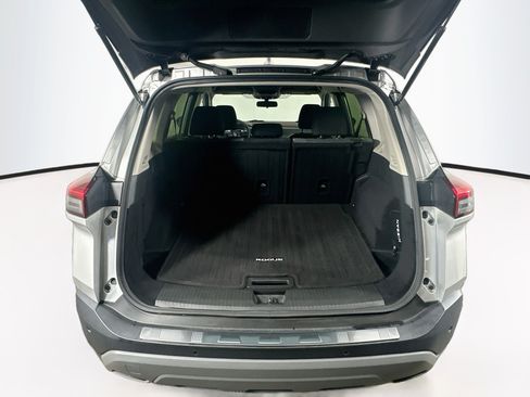 Used 2023 Nissan Rogue SV FWD image 27