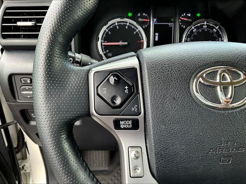Used 2023 Toyota 4Runner Limited AWD/4WD image 11
