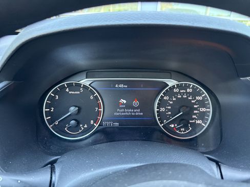 Used 2024 Nissan Altima 2.5 SV image 15