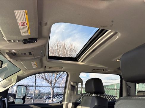 Used 2016 GMC Sierra 2500 SLT w/ Duramax Plus Package image 18