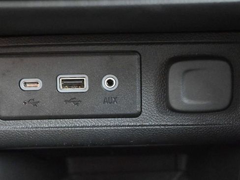 Used 2022 Buick Encore GX Select FWD image 35