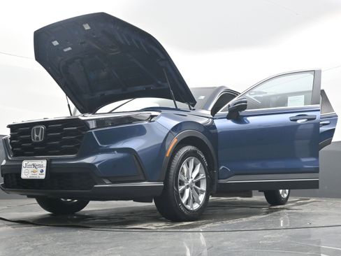 Used 2025 Honda CR-V EX image 42